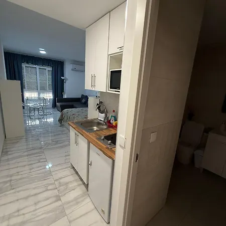 Apartament One Step From The Torremolinos